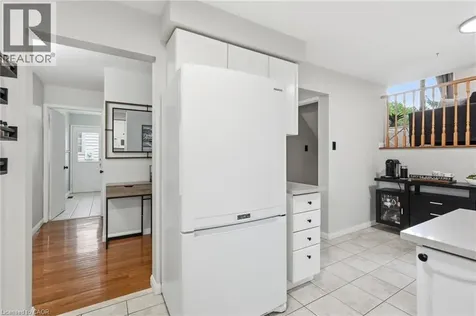 6 Woodcroft Crescent Waterdown ON L8B 0H1