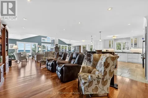 1036 River Road East Wasaga Beach ON L9Z 2P7