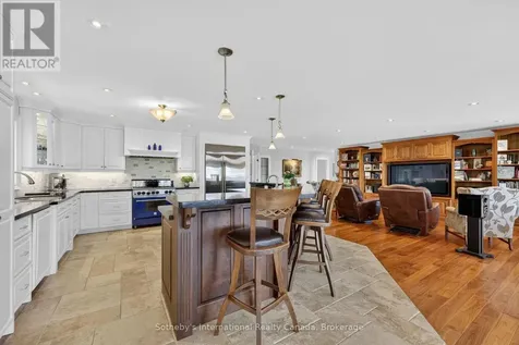 1036 River Road East Wasaga Beach ON L9Z 2P7
