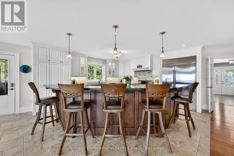1036 River Road East Wasaga Beach ON L9Z 2P7