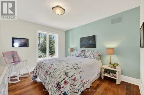 1036 River Road East Wasaga Beach ON L9Z 2P7