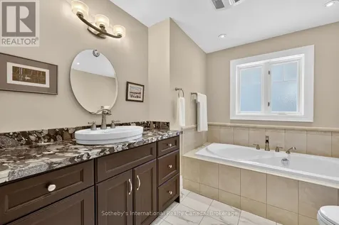 1036 River Road East Wasaga Beach ON L9Z 2P7