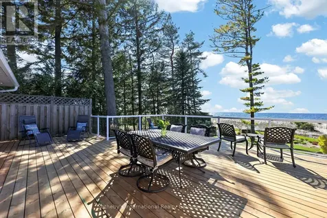 1036 River Road East Wasaga Beach ON L9Z 2P7