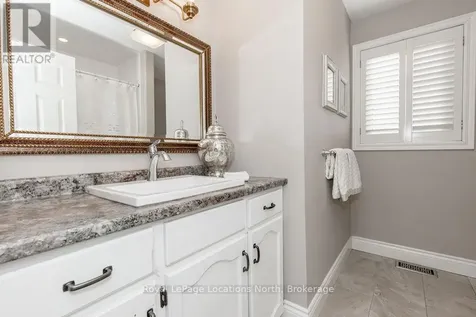 1180 River Road West Wasaga Beach ON L9Z 2W7