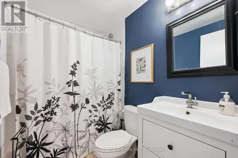 120 Country Club Drive Guelph (victoria North) ON N1E 3K7
