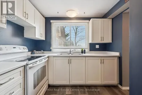 120 Country Club Drive Guelph (victoria North) ON N1E 3K7