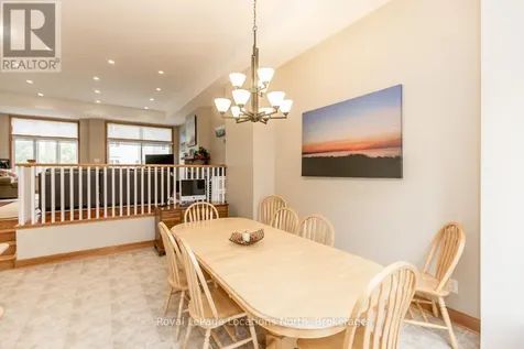 104 Farm Gate Road Blue Mountains ON L9Y 3Z2