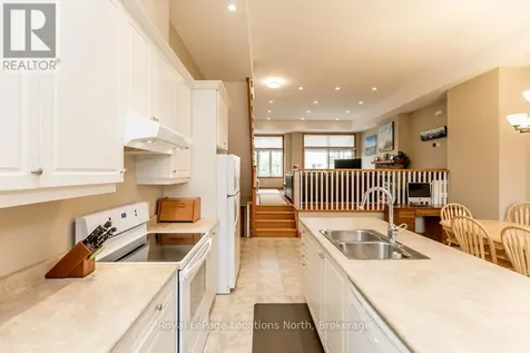 104 Farm Gate Road Blue Mountains ON L9Y 3Z2