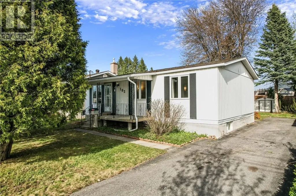 182 Darby Street Sudbury ON P3B 3V1
