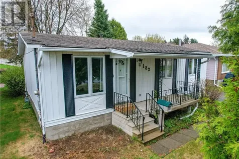 182 Darby Street Sudbury ON P3B 3V1