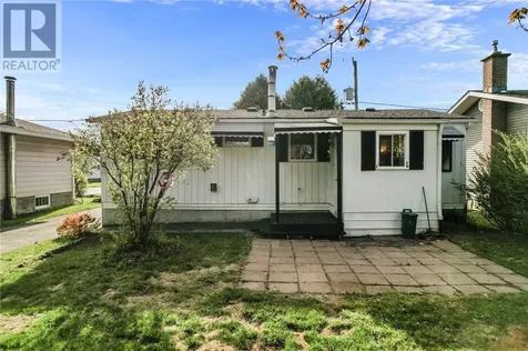 182 Darby Street Sudbury ON P3B 3V1