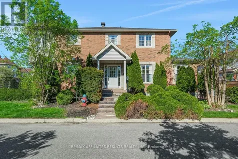 254 Westvalley Private East Ottawa ON K1V 2B6