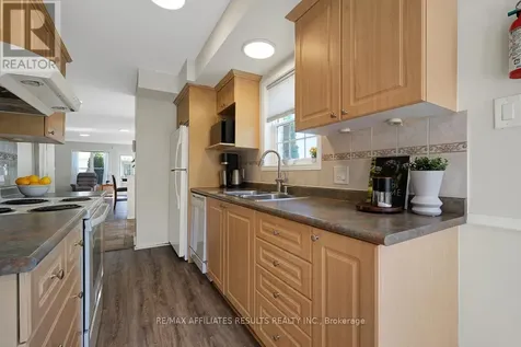 254 Westvalley Private East Ottawa ON K1V 2B6