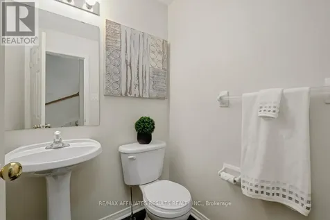 254 Westvalley Private East Ottawa ON K1V 2B6
