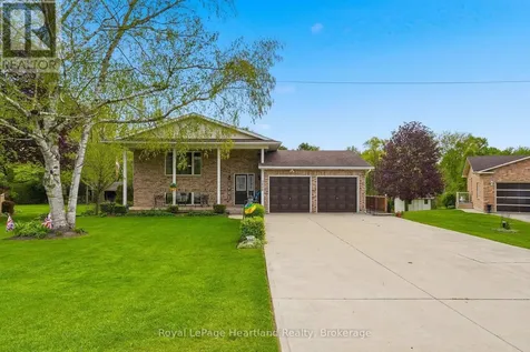 3008 Brookhaven Drive Howick ON N0G 1V0