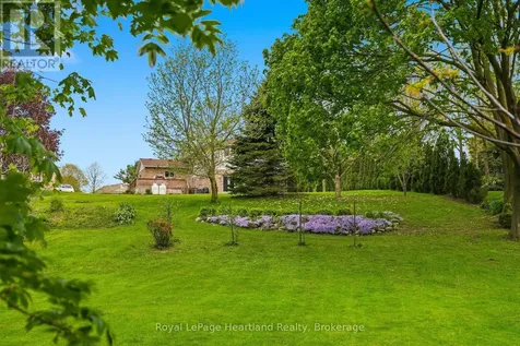 3008 Brookhaven Drive Howick ON N0G 1V0