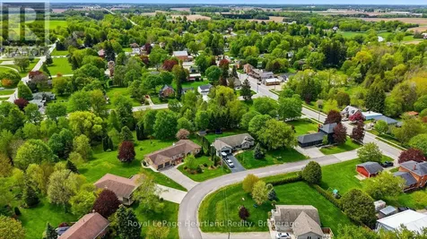 3008 Brookhaven Drive Howick ON N0G 1V0