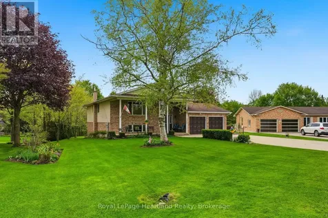 3008 Brookhaven Drive Howick ON N0G 1V0