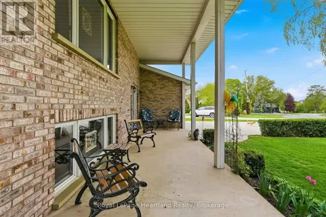 3008 Brookhaven Drive Howick ON N0G 1V0