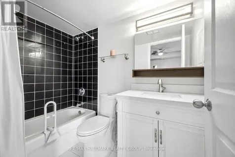 429 Somerset Street West Ottawa ON K2P 2P5
