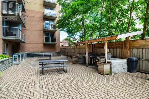 429 Somerset Street West Ottawa ON K2P 2P5