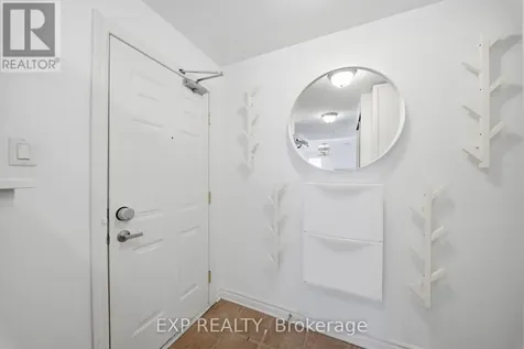 369 Paseo Private Ottawa ON K2G 4N7