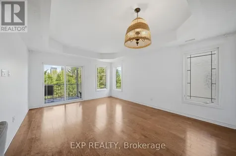 369 Paseo Private Ottawa ON K2G 4N7