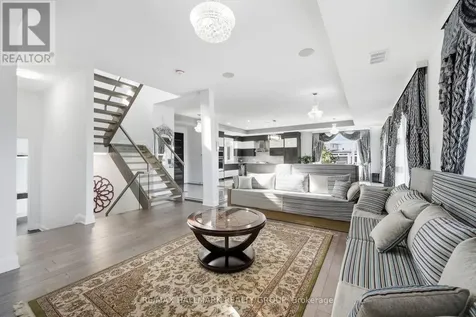 225 Summerview Terrace Ottawa ON K4P 0E9