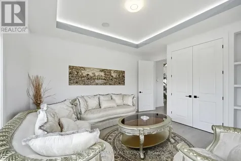 225 Summerview Terrace Ottawa ON K4P 0E9