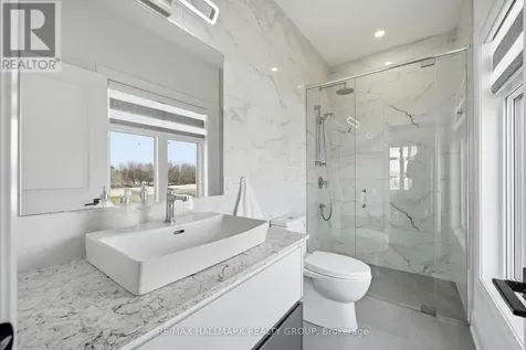 225 Summerview Terrace Ottawa ON K4P 0E9