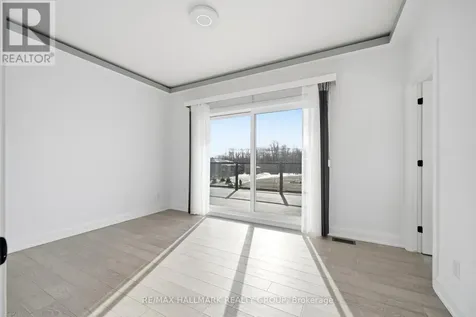 225 Summerview Terrace Ottawa ON K4P 0E9