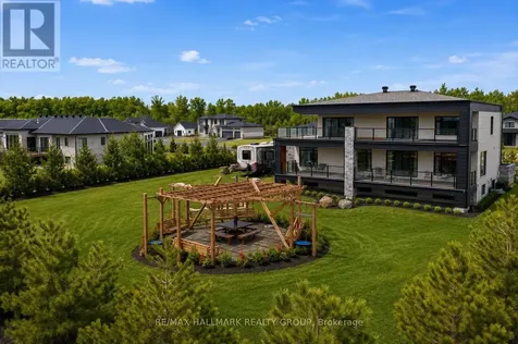 225 Summerview Terrace Ottawa ON K4P 0E9