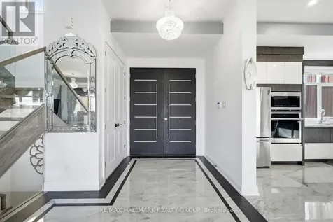 225 Summerview Terrace Ottawa ON K4P 0E9