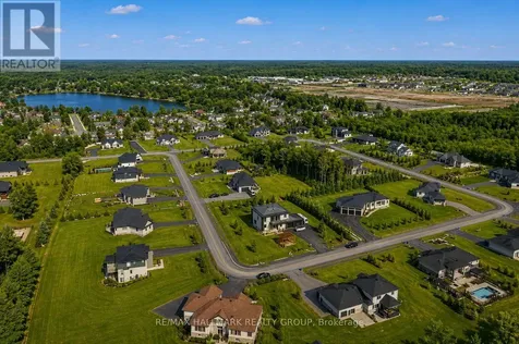 225 Summerview Terrace Ottawa ON K4P 0E9