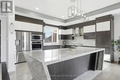 225 Summerview Terrace Ottawa ON K4P 0E9