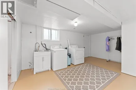 295 Simcoe Street Amherstburg ON N9V 1M5