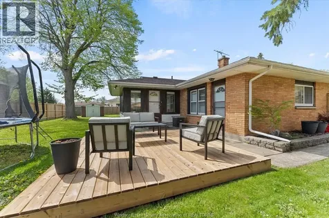 295 Simcoe Street Amherstburg ON N9V 1M5