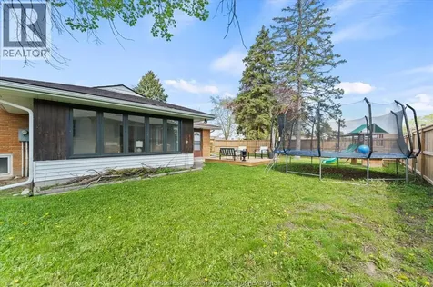 295 Simcoe Street Amherstburg ON N9V 1M5