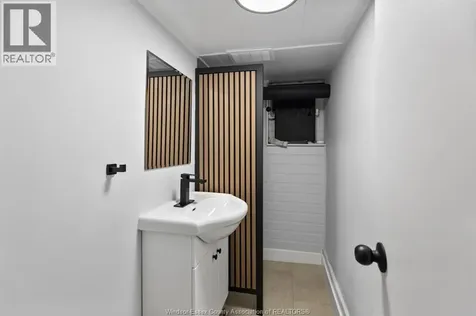 1495 Ottawa Street Windsor ON N8X 2G1