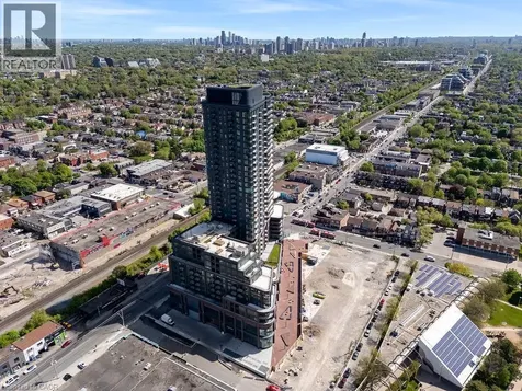 1185 Dupont Street Toronto ON M6H 0G5