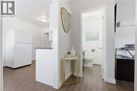 423 Westwood Drive Kitchener ON N2M 5B5