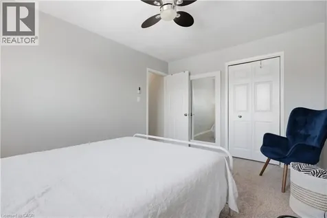 423 Westwood Drive Kitchener ON N2M 5B5