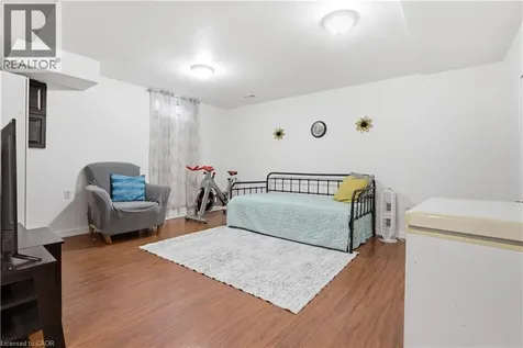 423 Westwood Drive Kitchener ON N2M 5B5