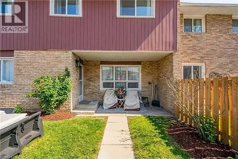 423 Westwood Drive Kitchener ON N2M 5B5