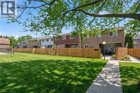 423 Westwood Drive Kitchener ON N2M 5B5