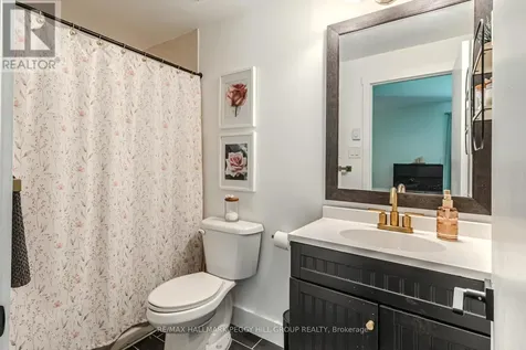 547 Oxbow Crescent Collingwood ON L9Y 5B4