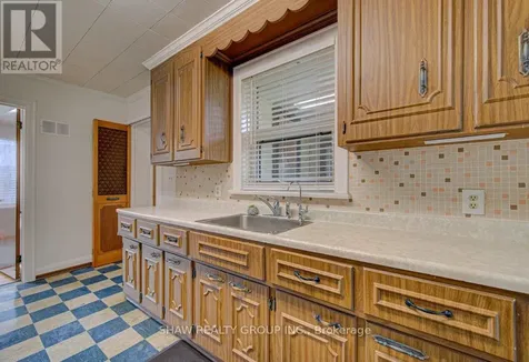 128 Pollock Avenue Cambridge ON N1R 2C3