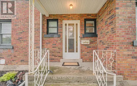128 Pollock Avenue Cambridge ON N1R 2C3