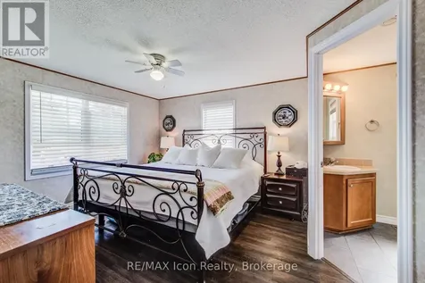 11 Hemlock Crescent Puslinch ON N0B 2J0