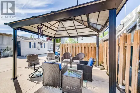 11 Hemlock Crescent Puslinch ON N0B 2J0